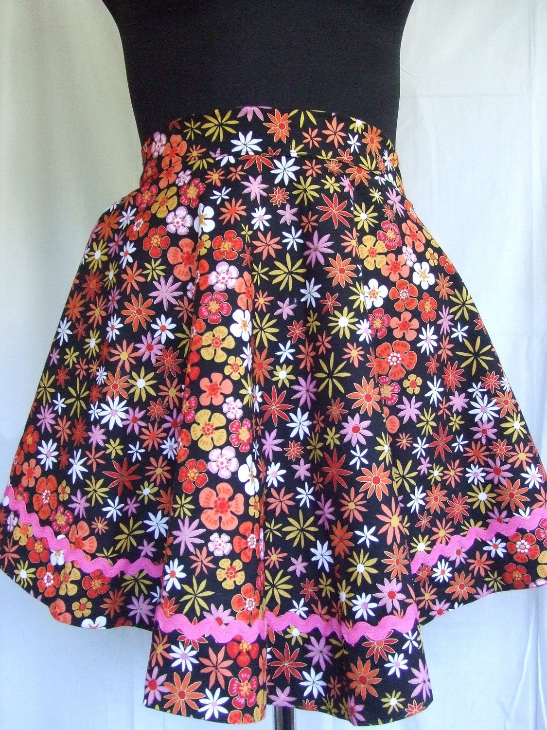 Black Floral Flirty Hostess Apron