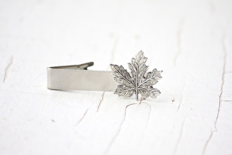 Silver Leaf Tie Clip Alligator Bar - Maple Leaf - groomsman gift tie clip
