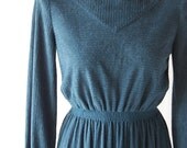 Adorable vintage Dark Teal Ribbed Textured Comfy Knit Dress . xs s