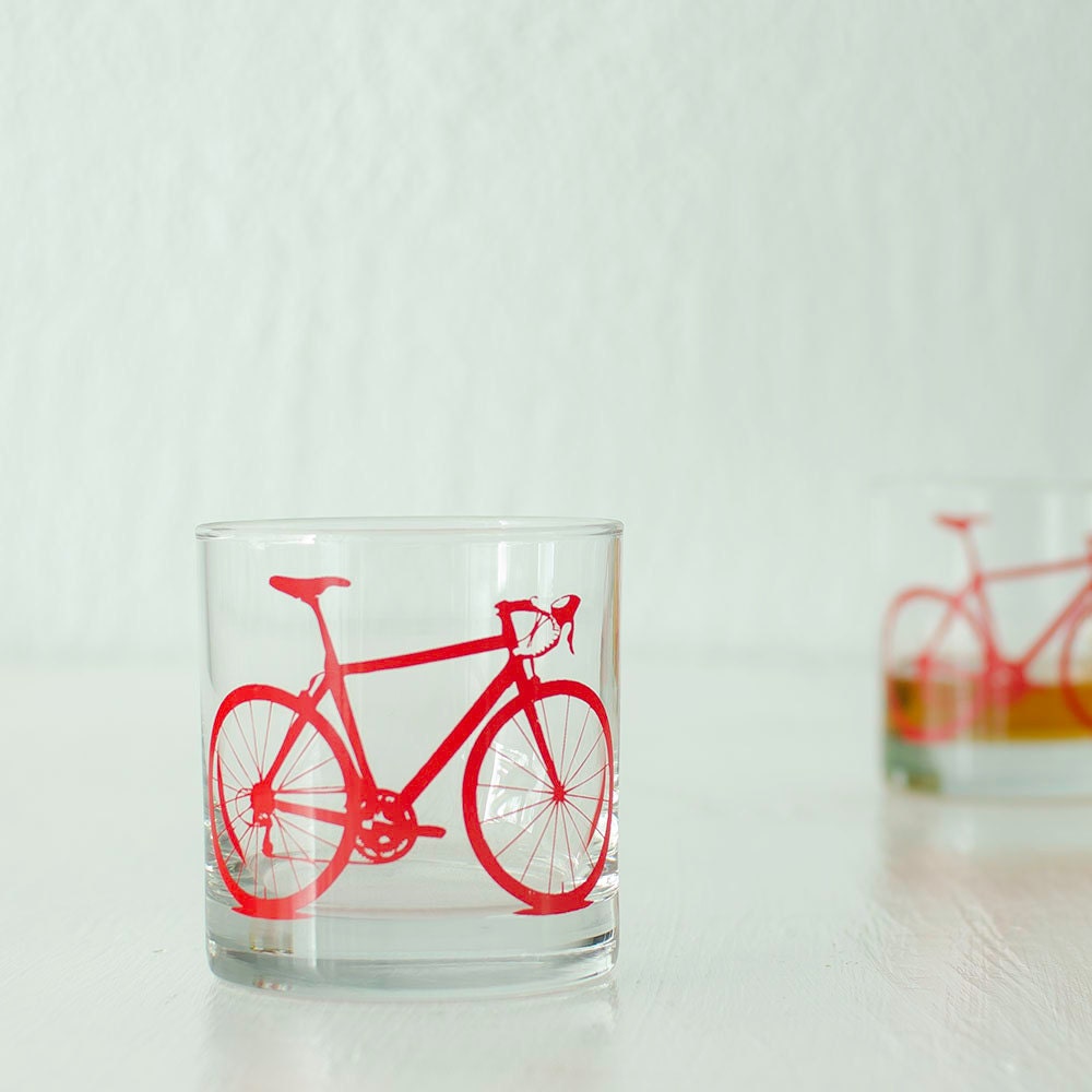 2 bicycle rocks glasses, red bike