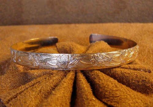 14k Yellow Rolled Gold Floral Bangle Bracelet