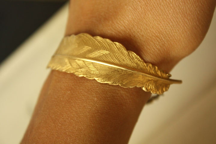 Feather Fly BRACELET