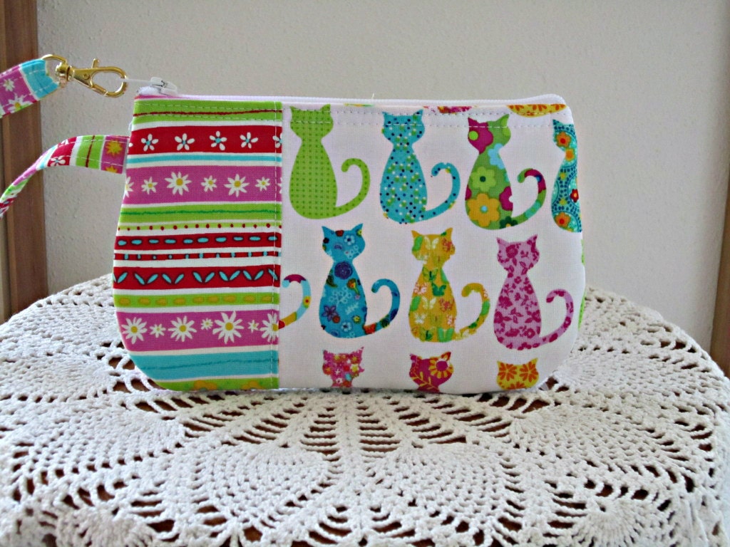 Clutch Wristlet Zipper Gadget Pouch Colorful Cats