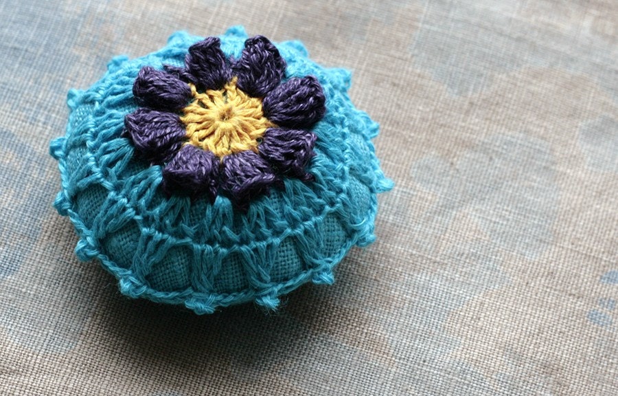 Linen  pincushion - crochet motif