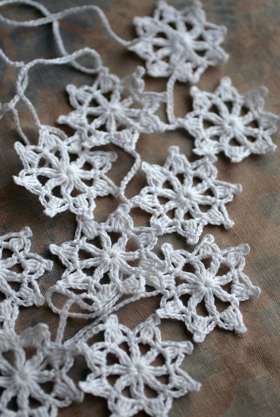 Crochet Garland - Wall Hanging - Small Doily Bunting -- Snowflake garland - Snow White