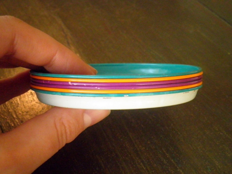 Vintage Metal Psychadelic Stackable Coaster Set of 6, Circa 1970s