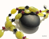 Chartreuse Gemstone Necklace, Serpentine Jade and Onyx