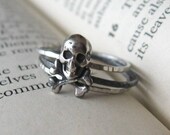 Skull Stack Rings Sterling Silver Hammered Oxidized size 8 ready to ship