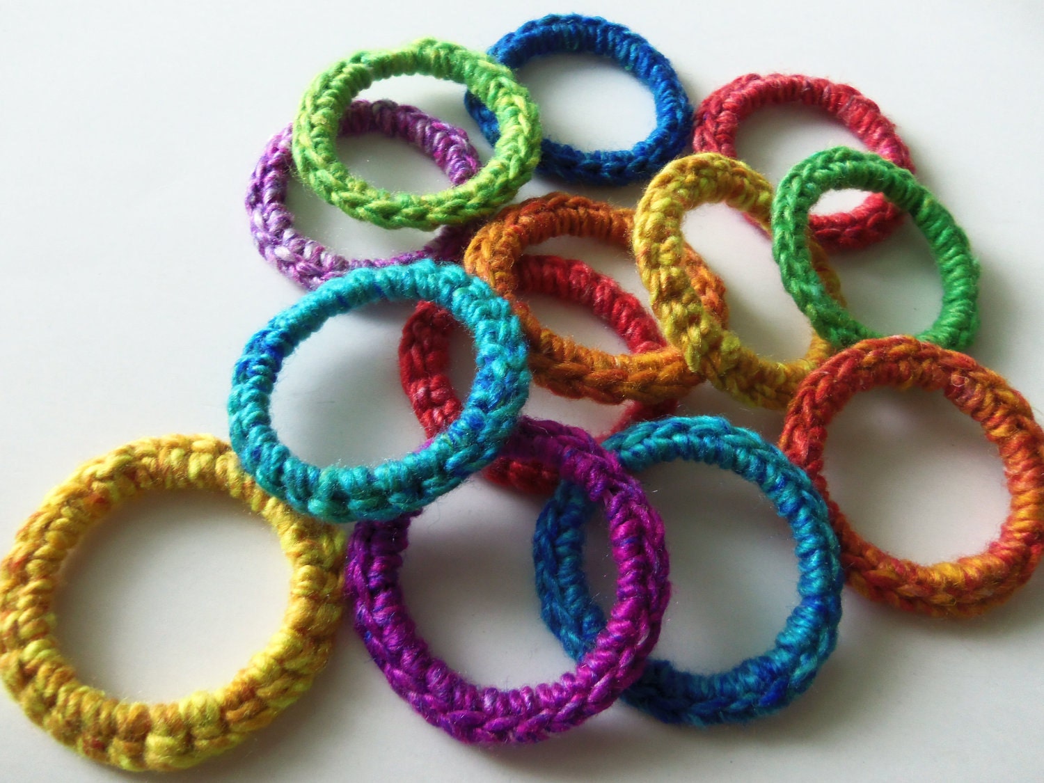 5 Rainbow Cat Toys Rings