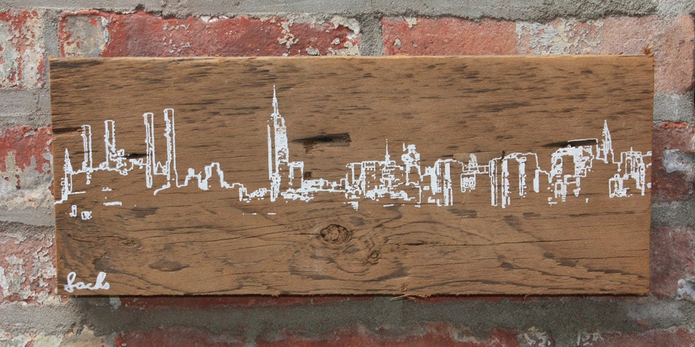 New York Skyline Wall Hanging on Reclaimed Barn Wood - 7"x15"