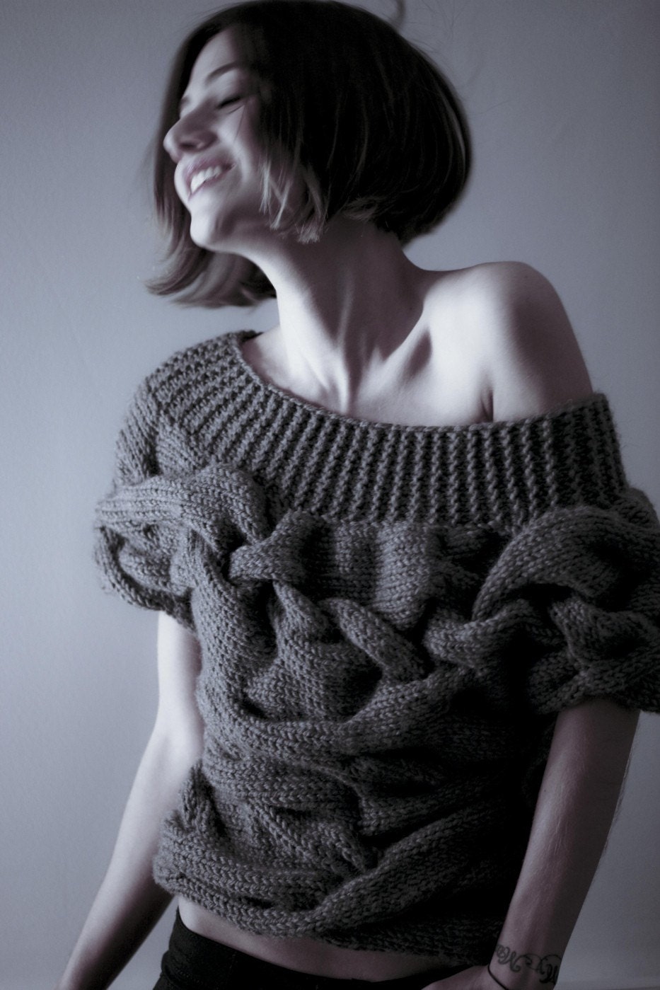 AQUA short sleeves sweater