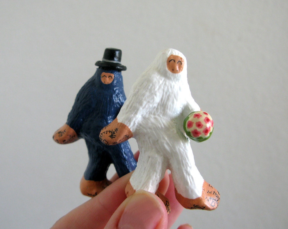 Wedding Cake Toppers - Small Super Fancy Bigfoot and The Abominable Snowman Tie the Knot