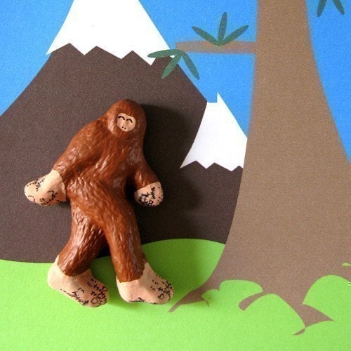 Bigfoot Magnet