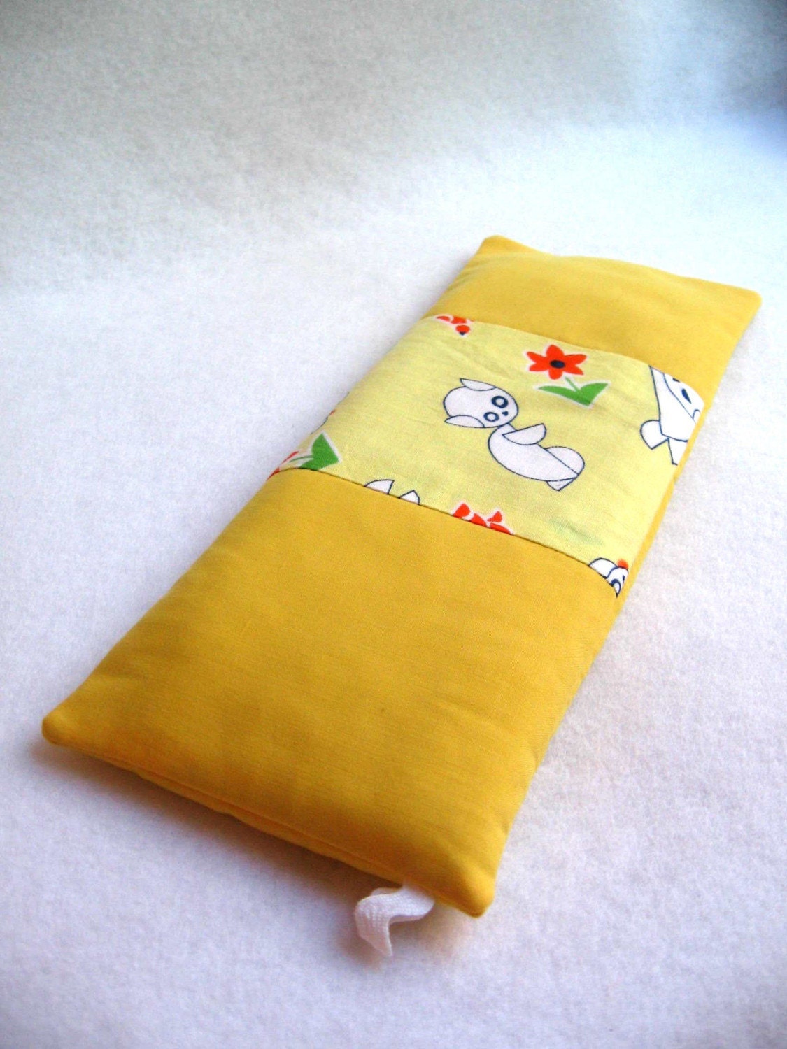 dreamy eye pillowette...lovely yellow.... organic flaxseed and french lavender relaxing sachet