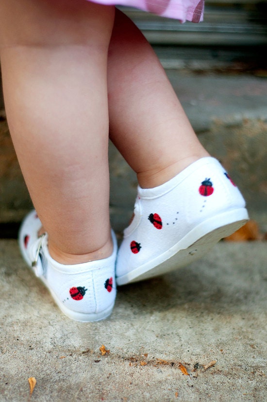 Ladybug shoes - Red ladybugs hand painted on white maryjane shoes for girls - infant, baby, toddler