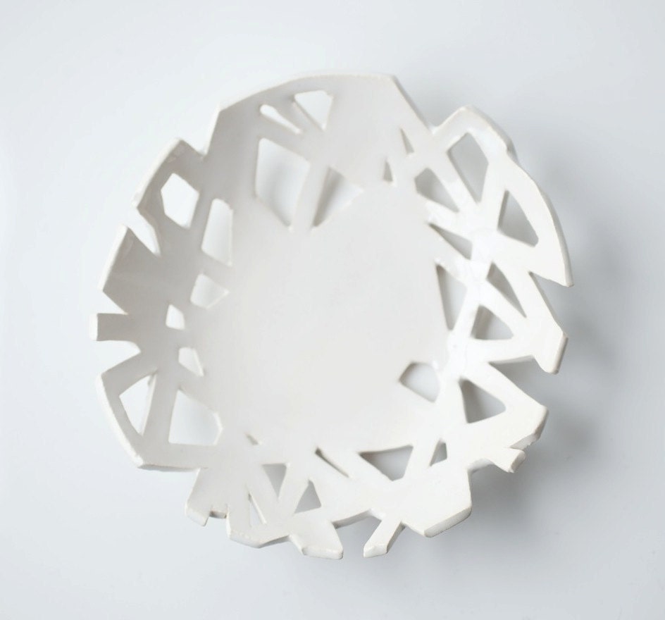 Small White Cutaway Dish