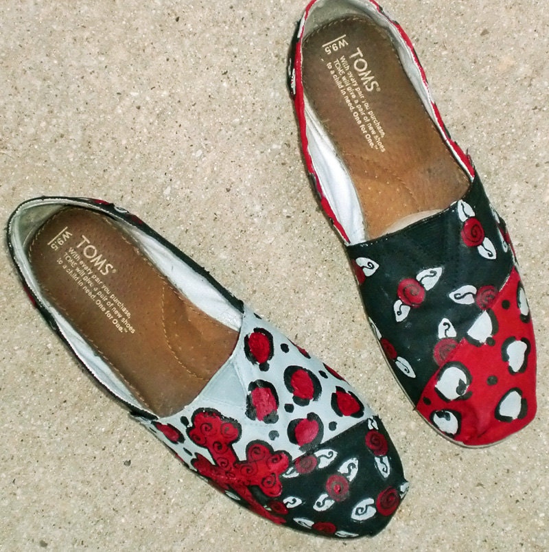 Team Spirit Design Painted on YOUR TOMS rosettes, cross, cheetah print