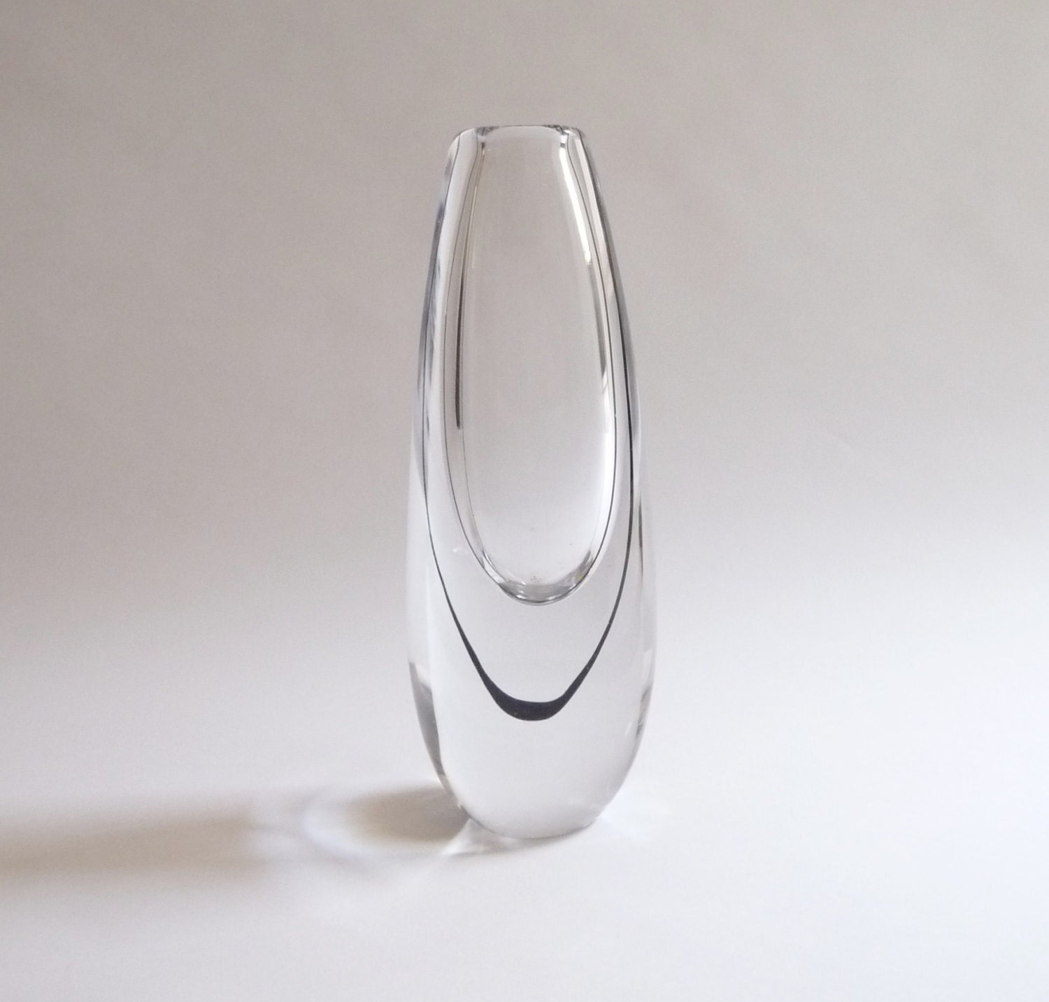 Vicke Lindstrand for Kosta Tall Black Contour Vase LH 1414