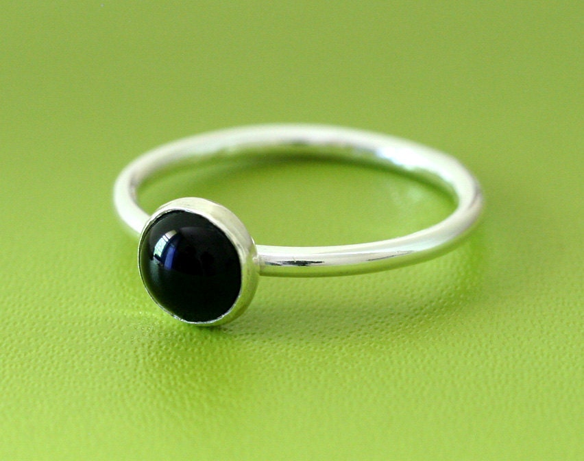 Round Black Onyx Stacking Ring 6 mm - Sterling Silver Gemstone - Size 2 to 15