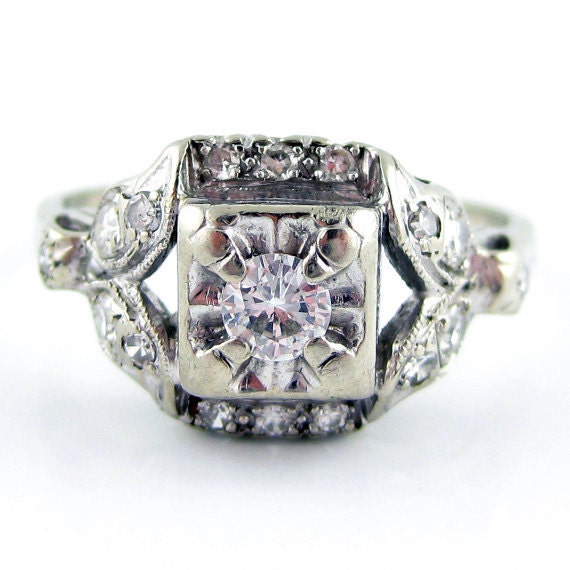 14K Vintage Art Deco Retro Antique Diamond Engagement Ring