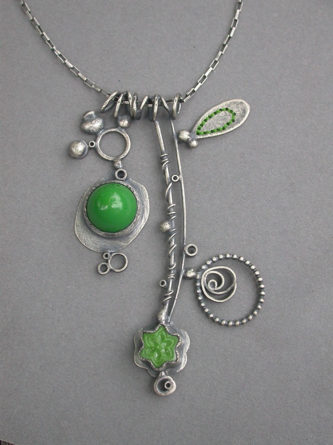 grass green double pendant