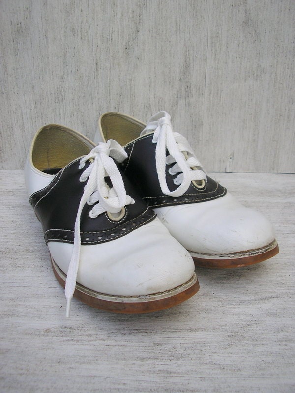 Vintage Rockabilly Saddle Shoes Womens Size 9 Authentic Town and