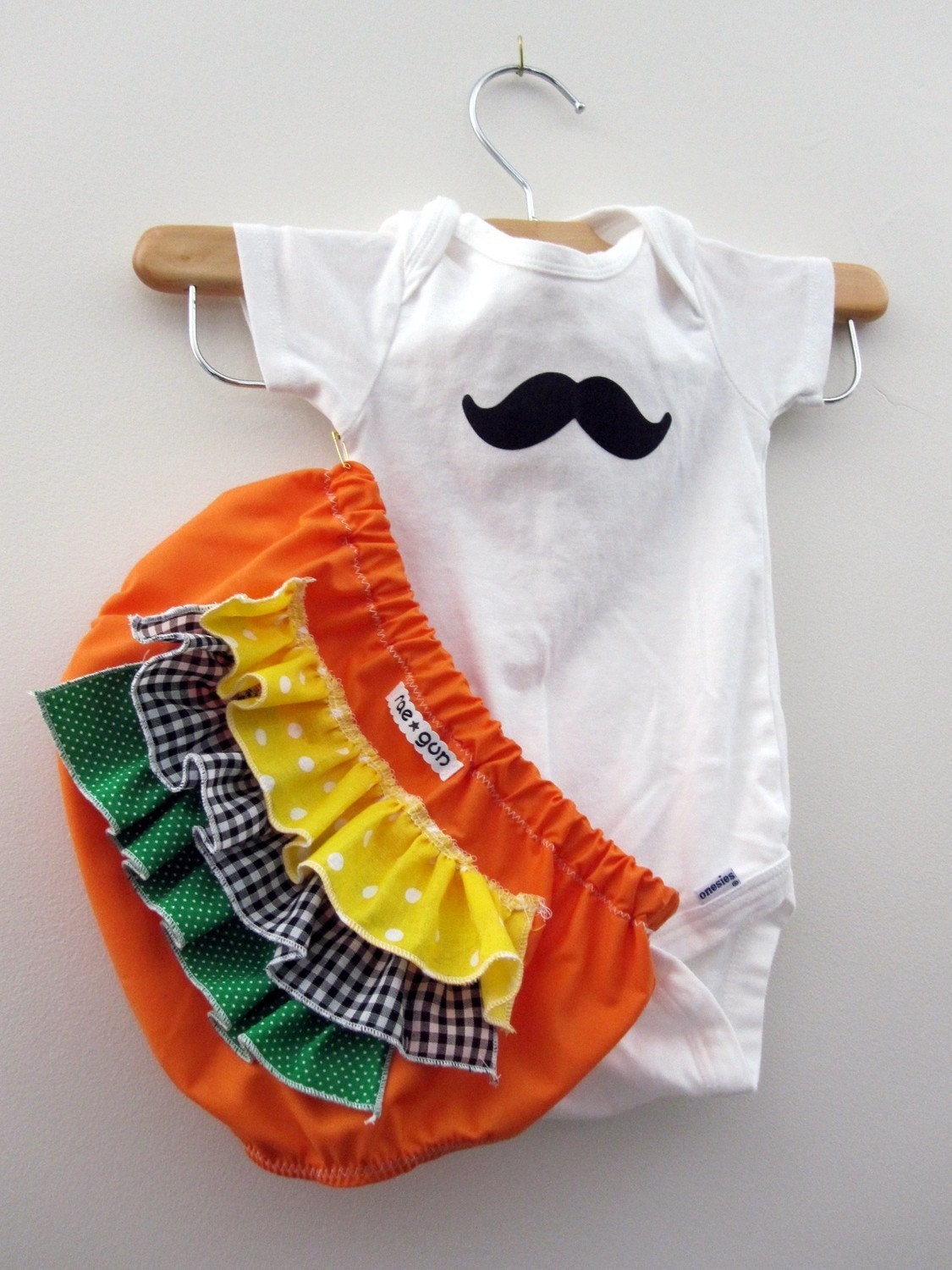 Mustache Onesie - Funny - Cheeky - Boy - Girl - Baby todler - moustache