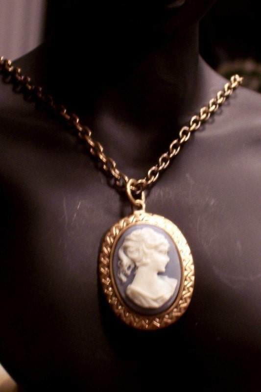 Lady Cameo Necklace - Vintage Inspired, Victorian, Renaissance, Traditional