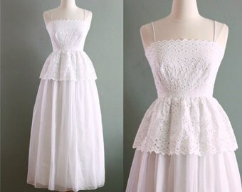 70s XS Bright White Lace Peplum GOWN
