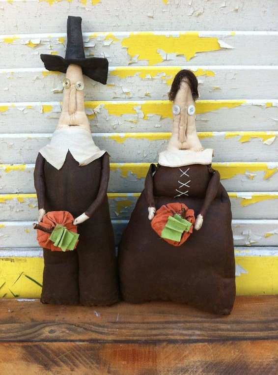 Primitive Thanksgiving Pilgrims Jigs and Gertie Give Thanks