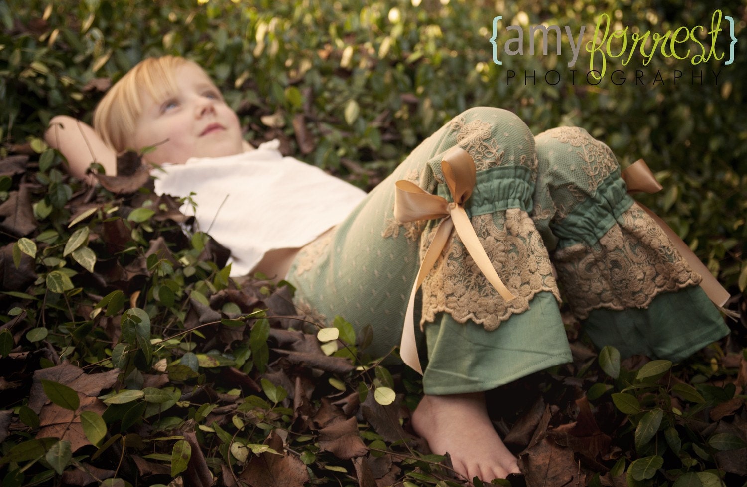 Vintage Lucia Bella Pantaloons Ruffled Boutique Pants Pattern Tutorial 3-6m, 6-12m, 12-24m, 2t, 3t, 4t, 5- 8