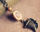 cream and gold seashell necklace