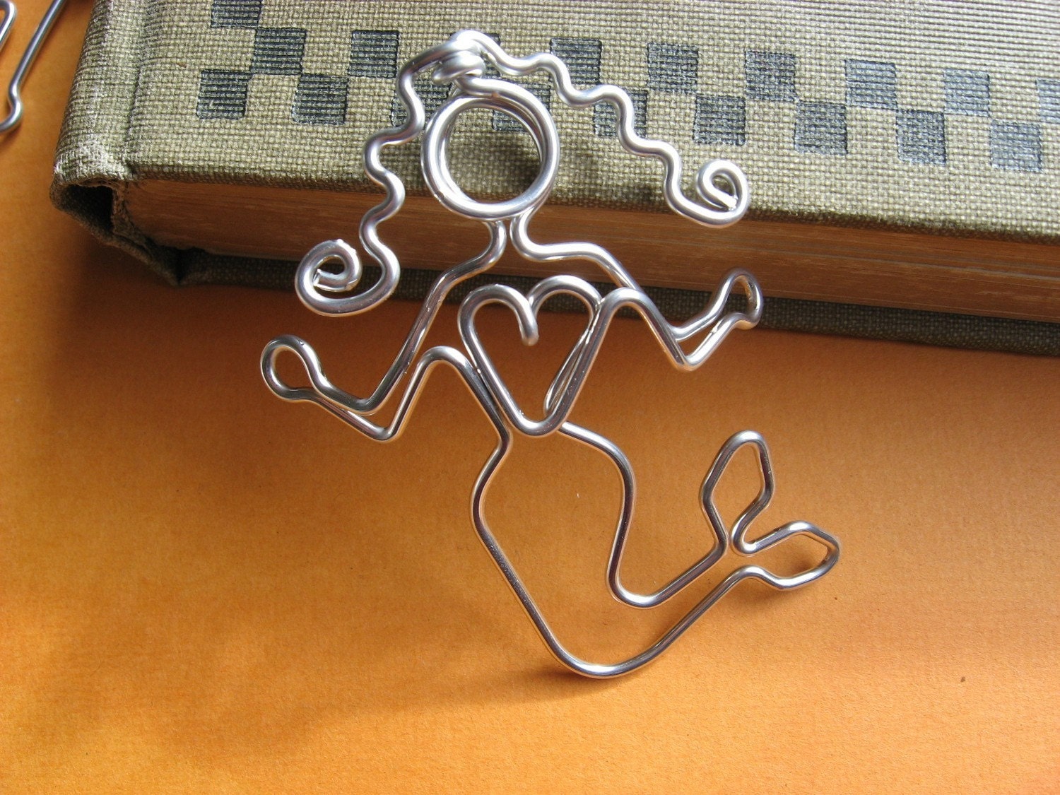 MERMAID SHAWL PIN wire wrapped