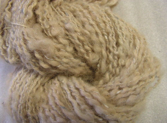 Y245 Lock Spun Beige Hucaya Alpaca Textured Art Yarn