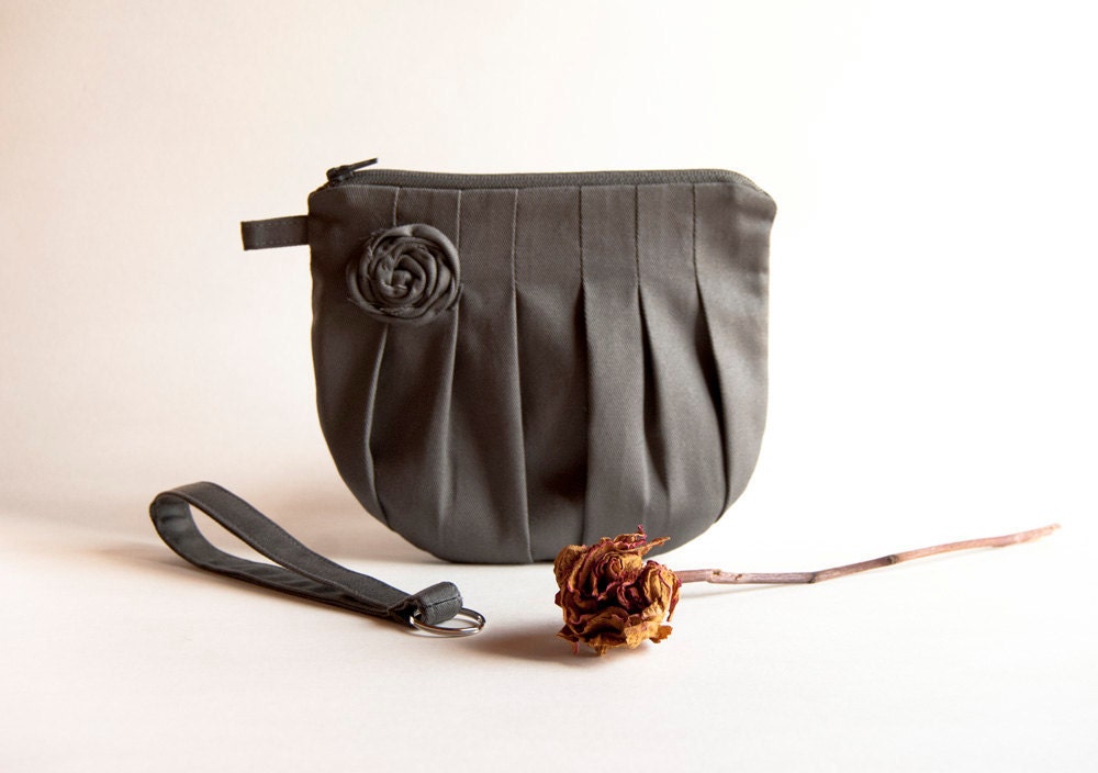 Bridal Wedding Clutch Bridesmaid Gift Idea Clutch, Cosmetic clutch wristlet Grey Rosebud  by Lolos