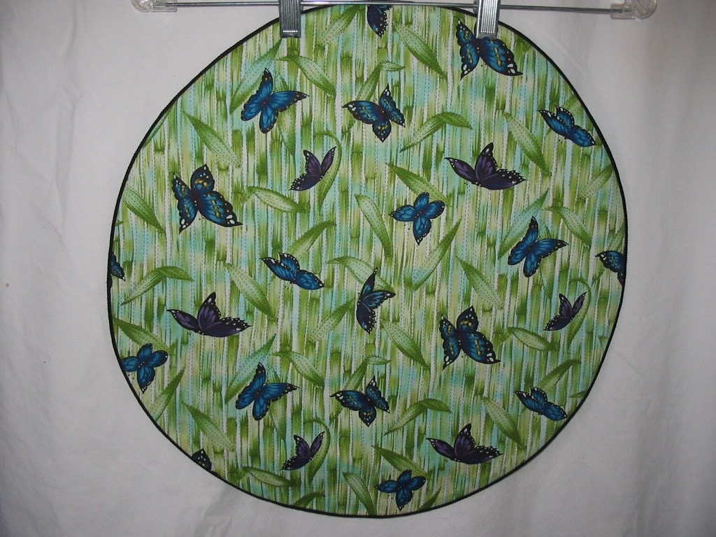 Butterflies & Leaves Centerpiece Mat  (201)