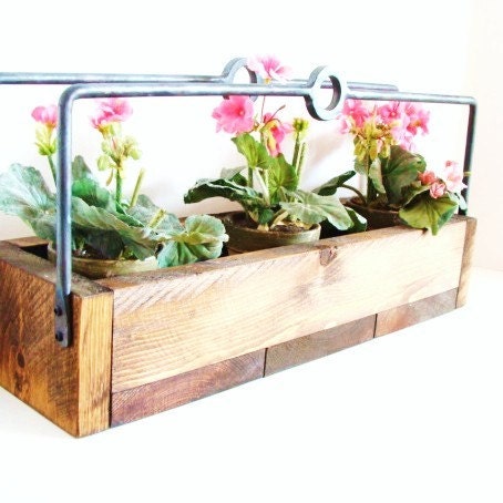 Rustic Wood Wine Caddy Beer Carrier Wood Storage Box Reclaimed Organizer Box Wine Tray Planter Box Woodland Wedding Decor Tabletop Display