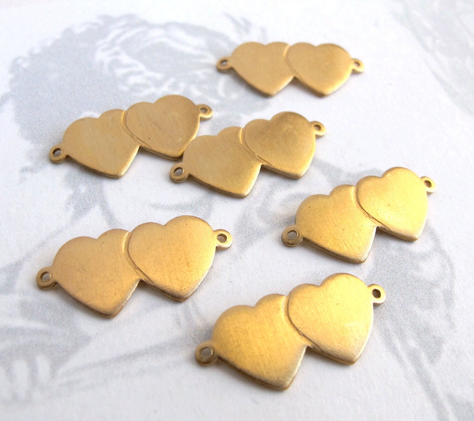 Brass Double Heart Charms / Pendants (6X) (M504)