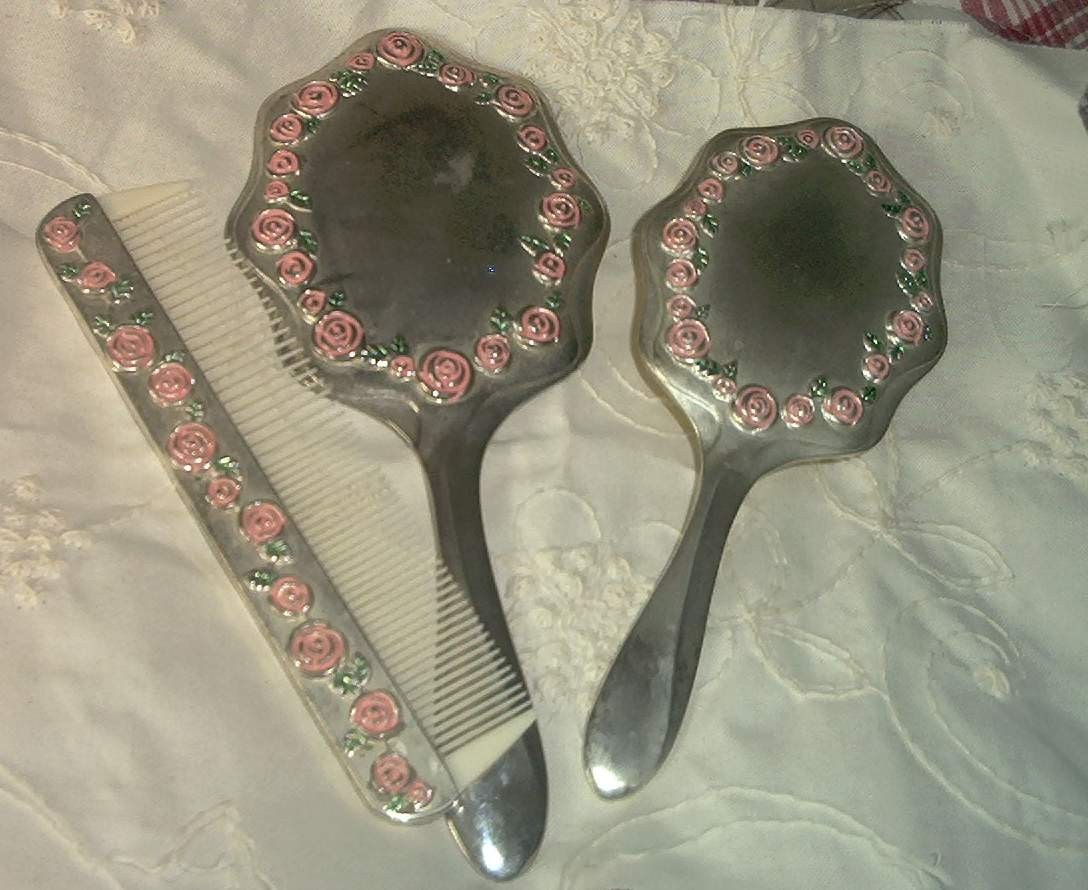 SWEET CHILDS VINTAGE COMB BRUSH MIRROR DRESSER SET by secondglance