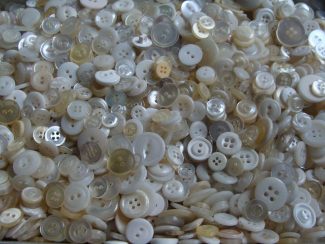 Wholesale Vintage Button Lot, White and Clear Plastic, 500