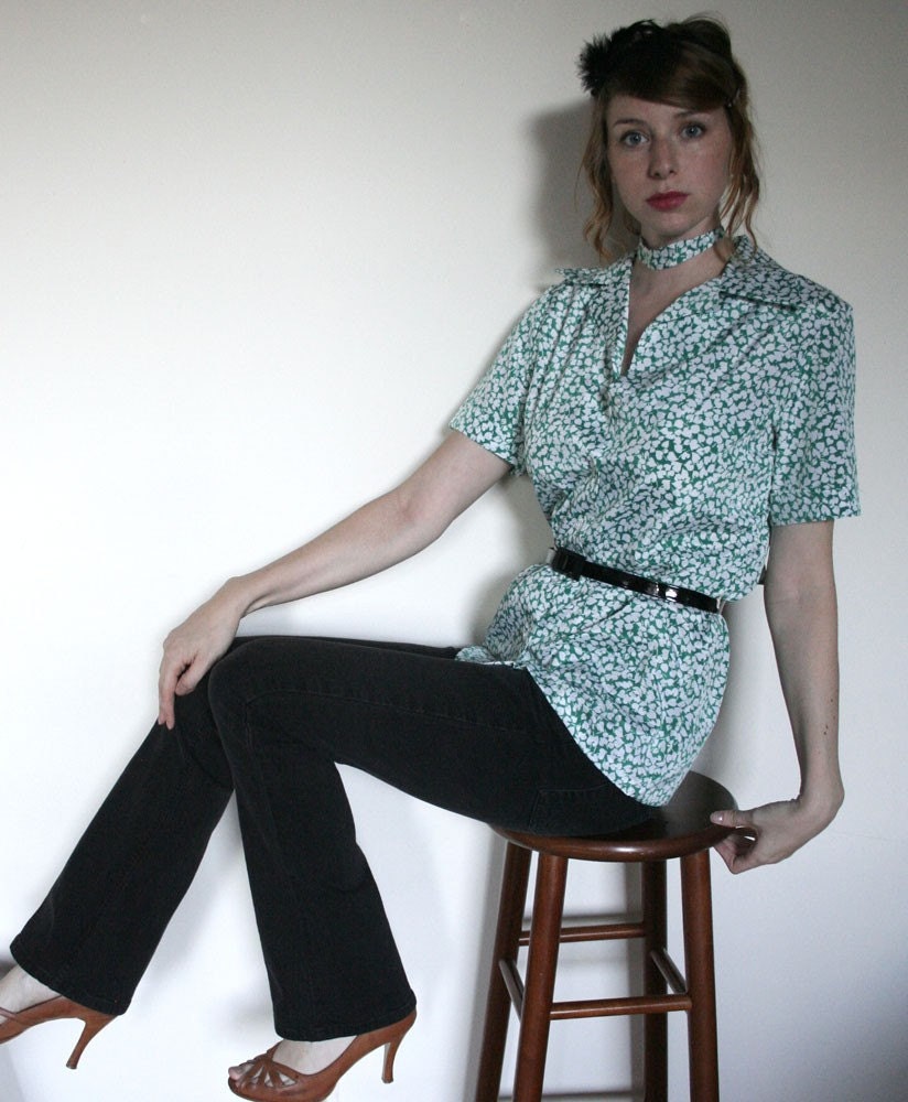 SALE Vintage 1960s Green St. Patricks Day Clover Leaf Shirt