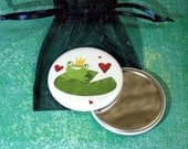 Charming frog - Pocket mirror