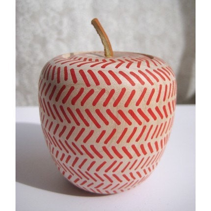 Teacher's Pet Wooden Apple Box