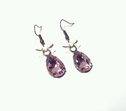 Pink Teardrop Gem w/bow Earrings