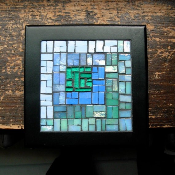 Periwinkle and Green Asymmetric Log Cabin Mosaic Trivet