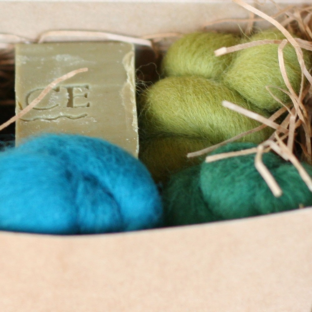 Felt Soap Kit - Green Tea and Olive Oil Soap