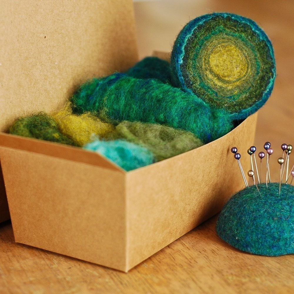 Felt Geode Needlefelting Kit - Forest Colorway