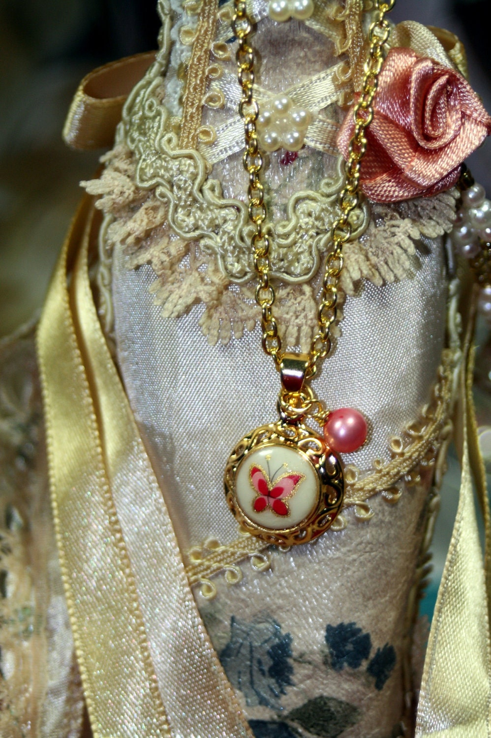 Romantic Wings n Pearl Necklace Innocence n Grace with Free Shipping