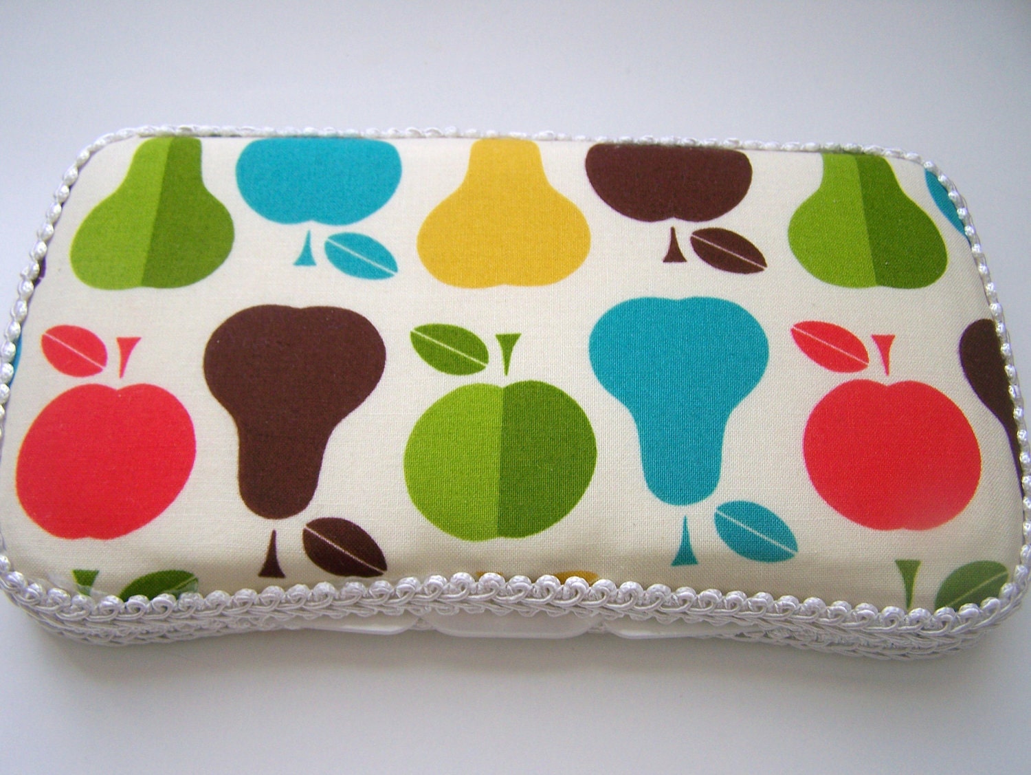 Apples and pears boutique wipes case