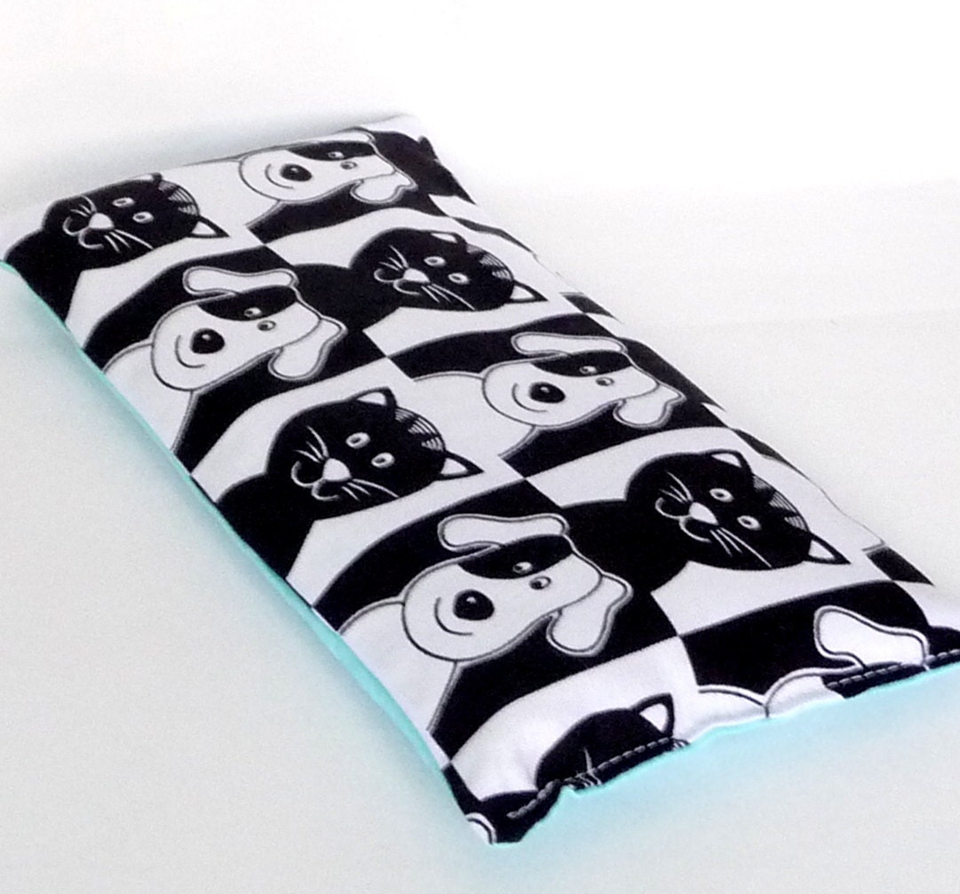 Yoga Eye Pillow Relaxation Aromatherapy Mask - Lavender and Chamomile Scented - Black and White Pet Cat and Dog Lovers